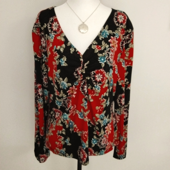 Style Studio Ladies stretchy floral top, size XL - Picture 1 of 7